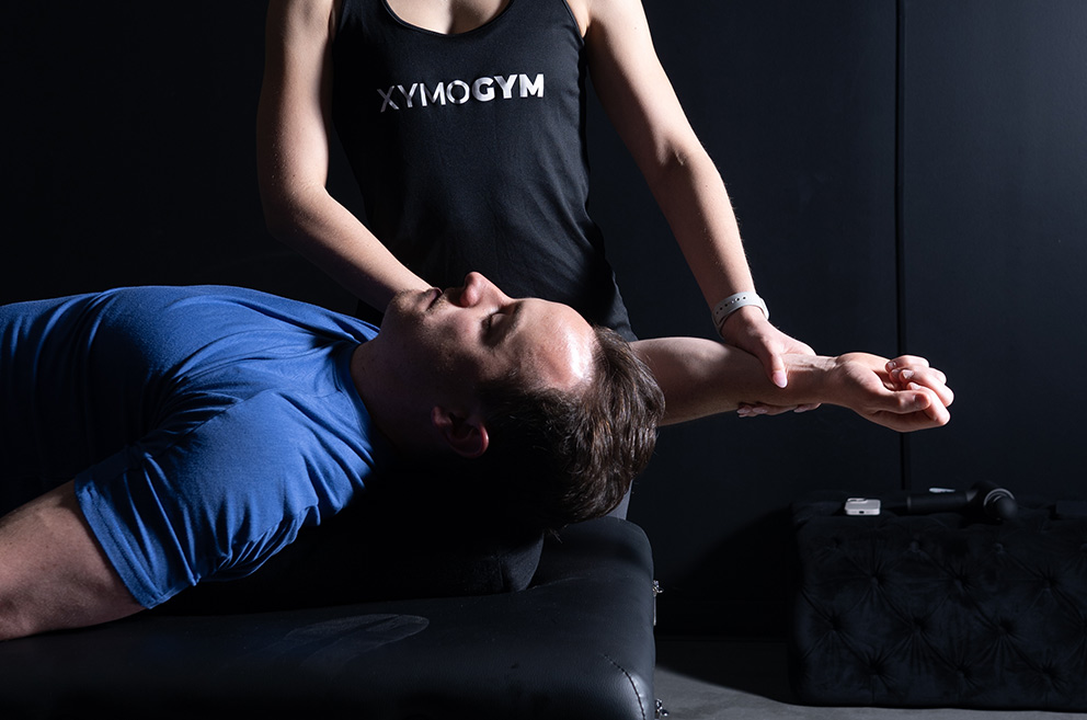 Assistive Stretching at XYMOGYM